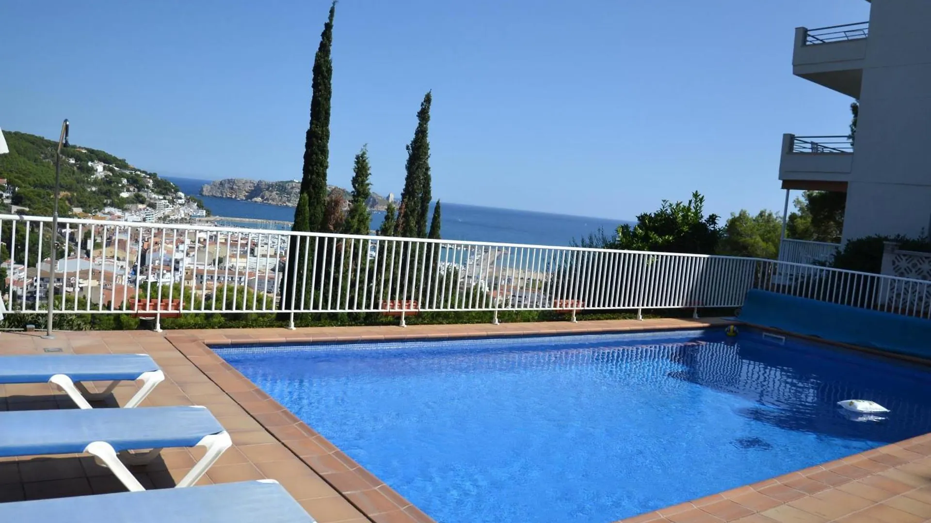 Casa Blanca C - L'Estartit, Roca Maura - Es-323-64 Apartment