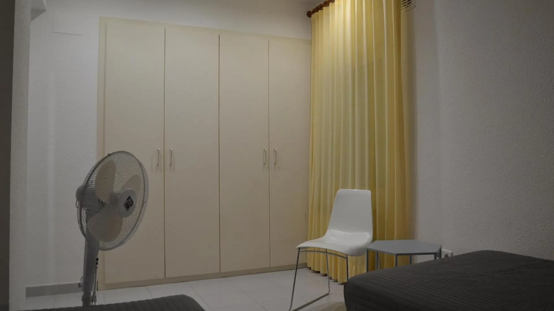 Casa Blanca C - L'Estartit, Roca Maura - Es-323-64 Apartment