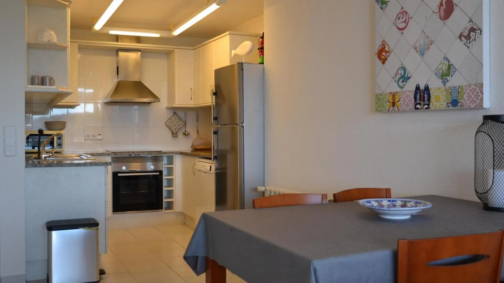 Casa Blanca C - L'Estartit, Roca Maura - Es-323-64 Apartment