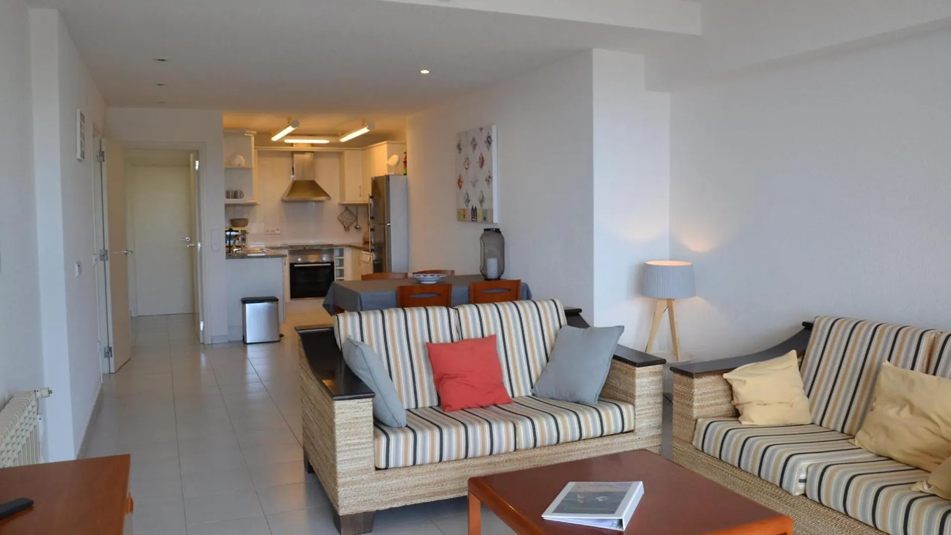 Casa Blanca C - L'Estartit, Roca Maura - Es-323-64 Apartment Spain